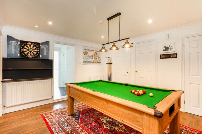 Cinema/Games Room