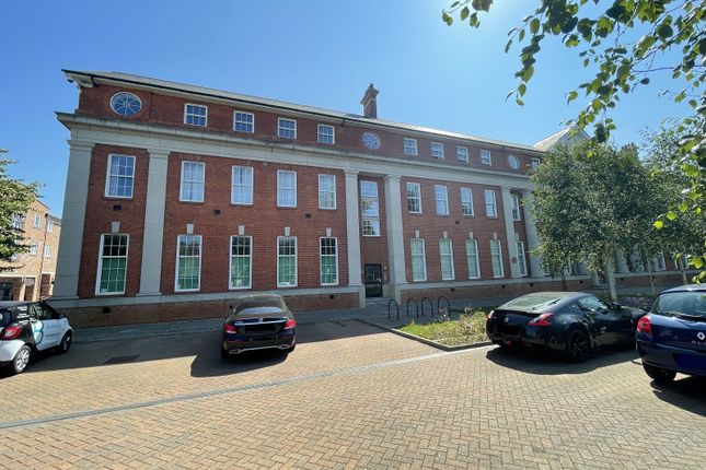 2-bed house on Flat 3,Shorts Building,  65, Beauvais Square, Bedford, £1,150/mo