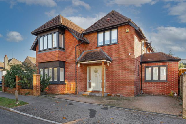Thumbnail Detached house to rent in Rosebery Road, Epsom