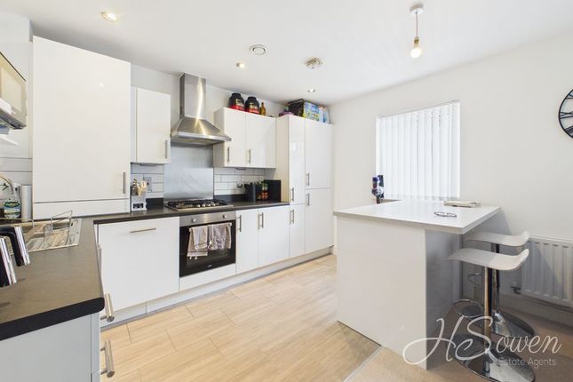 Apartment 7 Maple Place, Willowfield Road, Torquay photo 4