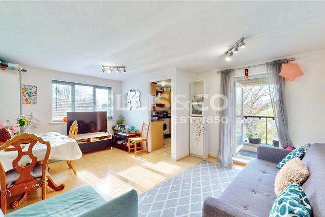 24, Imperial Court, Wembley photo 2