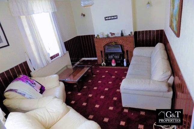 39 Commonside, Brierley Hill photo 5
