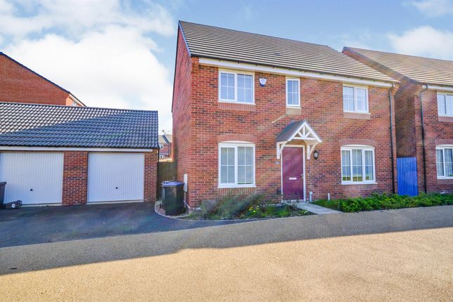 Homes for Sale in Woodpecker Way, Northampton NN4 - Buy Property in