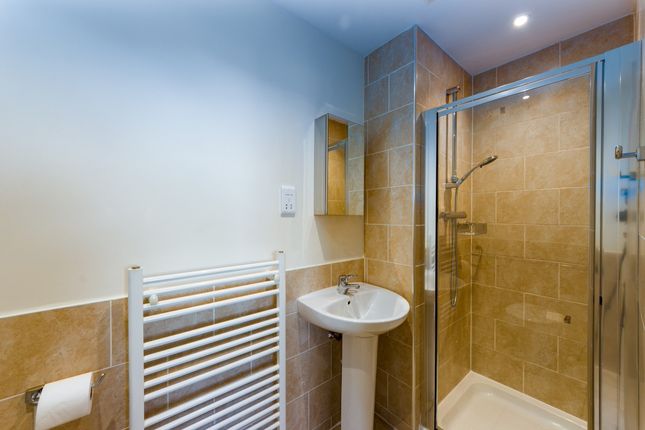 56 Midmills Road photo 5