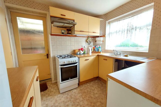 Semi-detached house for sale in Chiltern Close, Stourport-On-Severn