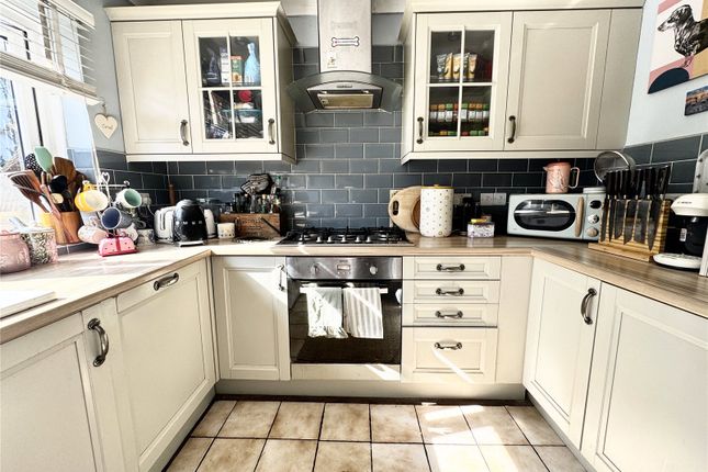 9, Picton Place, Pembrokeshire photo 2
