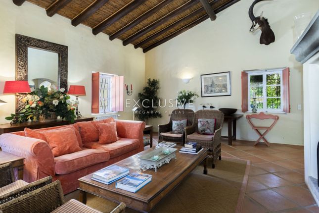 Villa for sale in Albufeira, 8200 Albufeira, Portugal