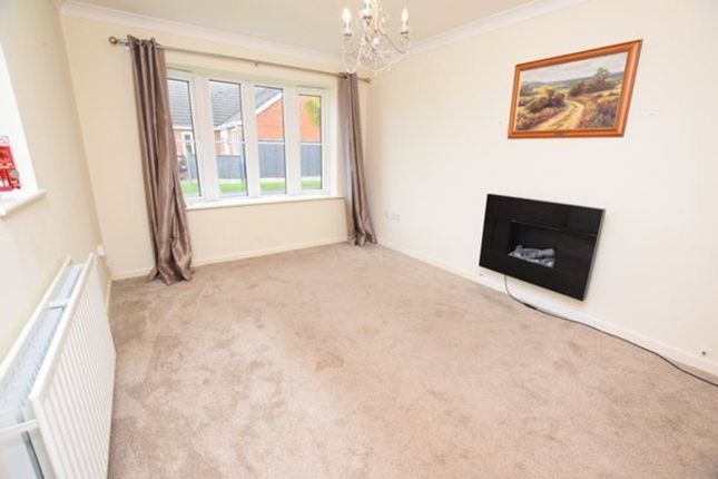 6, Apple Grove, Market Drayton photo 2