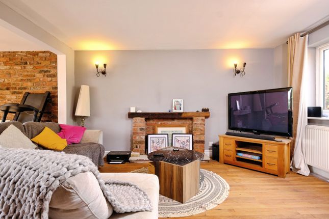 1 Wilkes Row, Orcop, Hereford photo 4