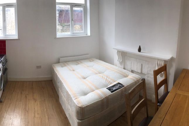 Thumbnail Flat to rent in Westgreen Road, Seven Sisters