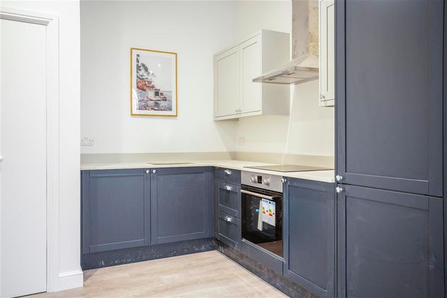 Flat for sale in West Street, Reigate, Surrey