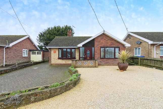 Bungalow for sale in The Uplands, Beccles, Suffolk