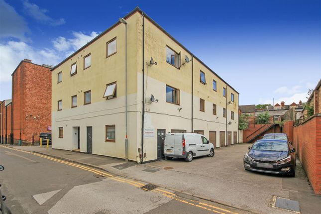 Thumbnail Flat for sale in Alfred Street, Rushden