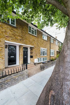 Terraced house for sale in Huntingdon Street, London