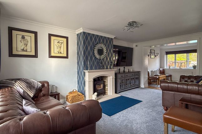 45, Chaucer Crescent, Newbury photo 2