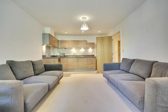 Thumbnail Flat to rent in Admiralty Road, Portsmouth