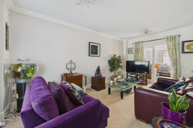 1, End Hill Way, Malvern photo 3