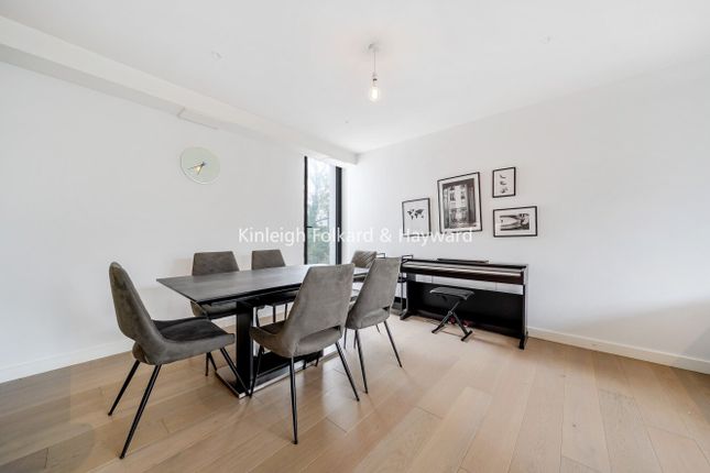 Flat 3, 98, Albemarle Road, Beckenham photo 4