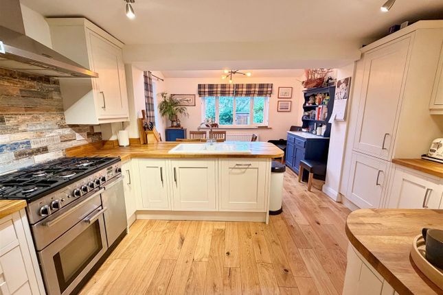 63, Mainwaring Drive, Wilmslow photo 4