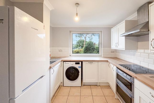 Flat 3, Carrick House, Penwerris Lane, Falmouth photo 3