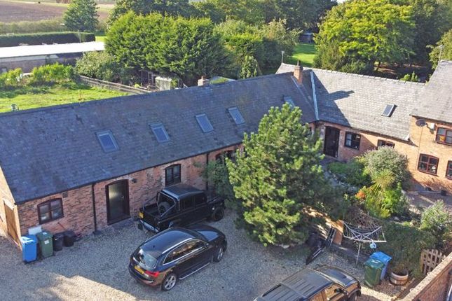 Thumbnail Barn conversion for sale in Great North Road, Barnby Moor, Retford