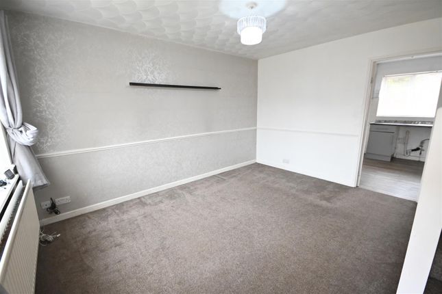 Thumbnail Semi-detached house to rent in Collingwood Way, Westhoughton, Bolton