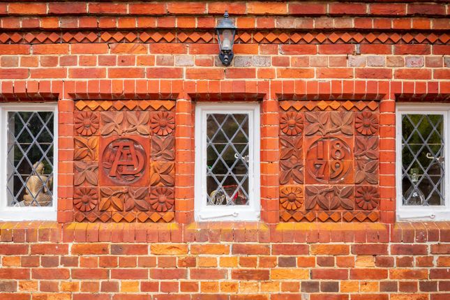 Yorick Cottage Weycombe Road, Haslemere photo 3