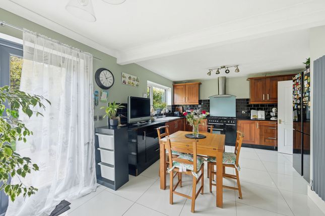 7 Westgate Park, Crewe photo 3