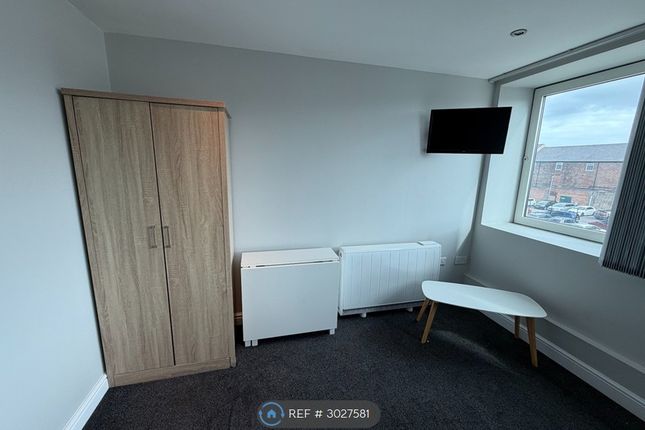 Flat, Young Street, Doncaster photo 5