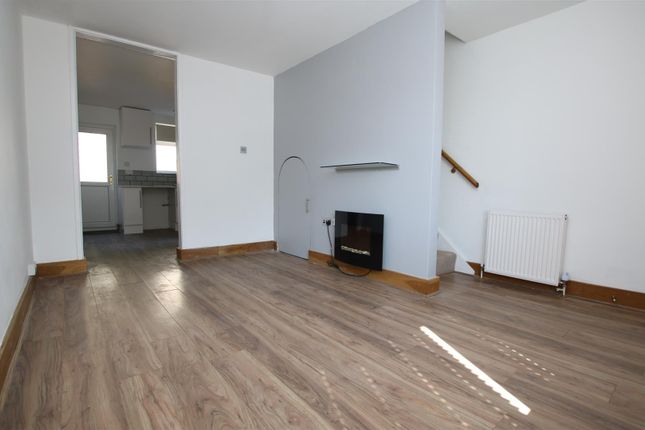 10a, Gloucester Road, Exeter photo 3