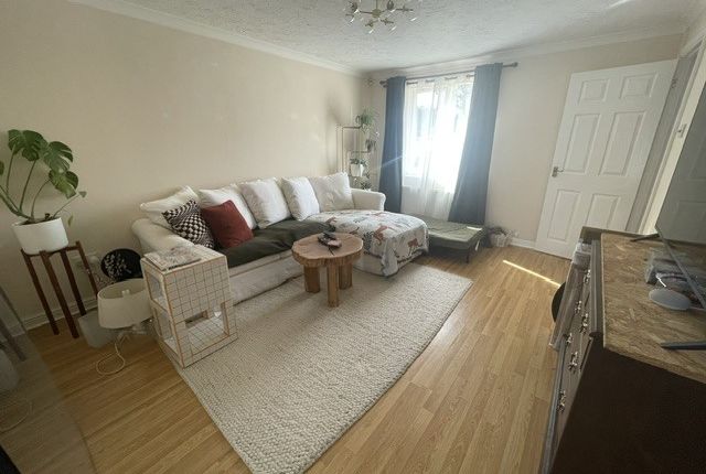 76 Elgar Drive, Shefford photo 2
