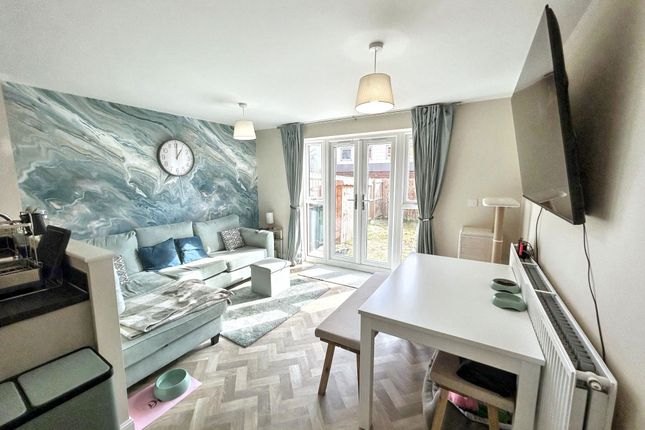 108, Greenhead Drive, Newcastle upon Tyne photo 4