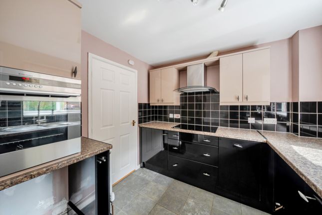 7, Mitchell Drive, Lincoln photo 3