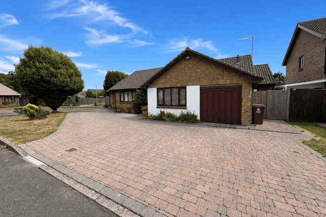 3-bed house on 1, Ceylon Walk, Bexhill-on-Sea, £1,800/mo