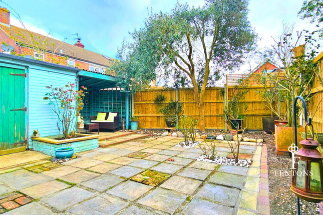 16, Rectory Road, Frinton-On-Sea photo 2