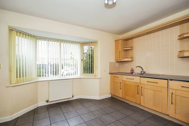 Town house for sale in Gilder Way, Shafton, Barnsley