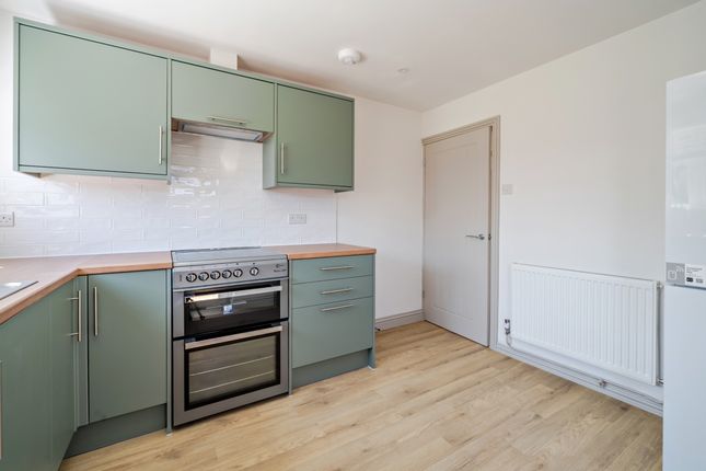 40, Morris Way, St Albans photo 4