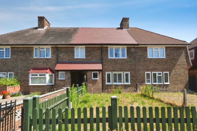 2-bed house on 45, London, £2,000/mo