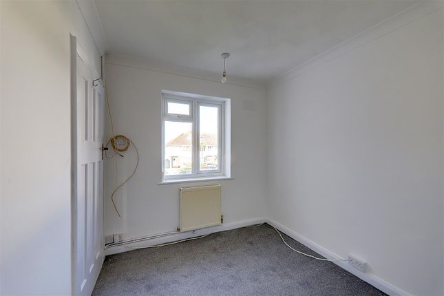 Flat for sale in Ardingly Drive, Goring-By-Sea, Worthing