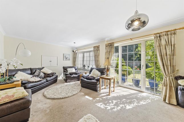Woodbrook, Shelton Road, Shelton photo 2