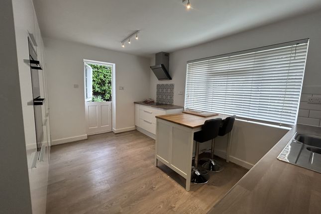 Thumbnail Room to rent in Chipstead Park, Chipstead, Sevenoaks