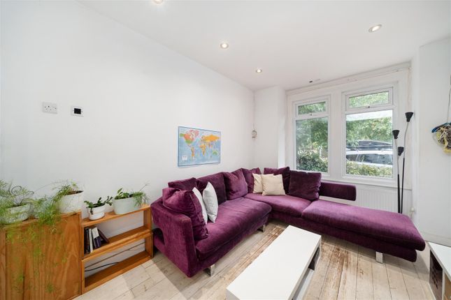 5, Garfield Road, Wimbledon photo 4