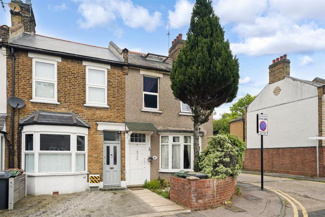 End terrace house for sale in Sinclair Road, Chingford