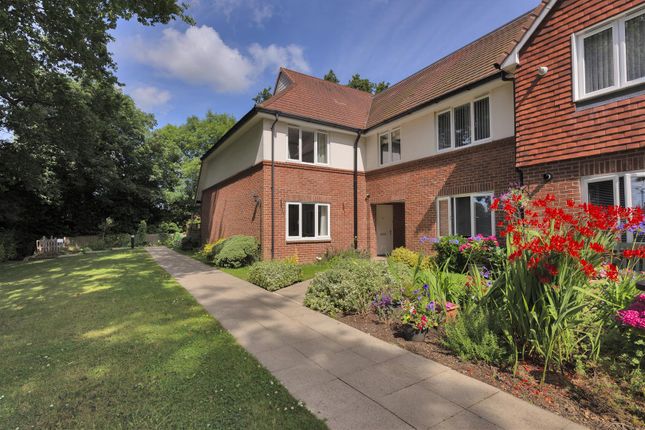 20, Rookery Court, Marden photo 2