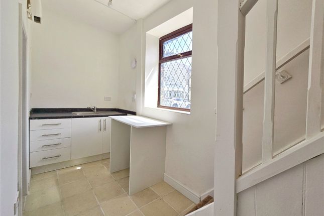 16, Tunstead Road, Rossendale photo 4