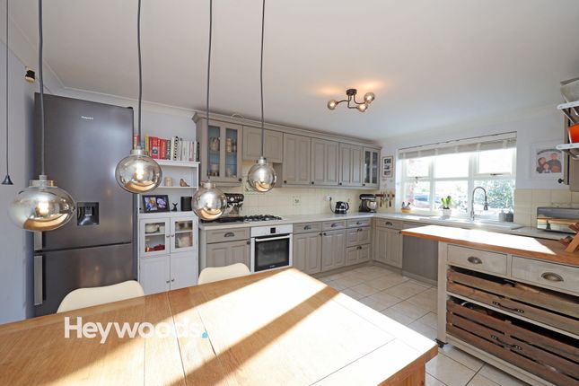 15 River Lea Mews, Crewe photo 3