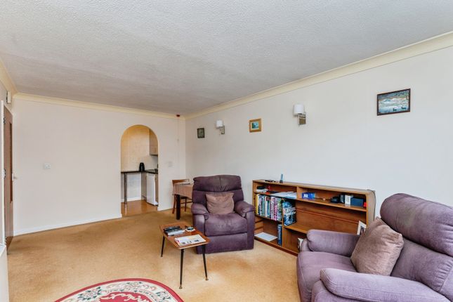27, Homedee House, Chester photo 3