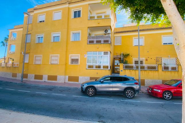 Thumbnail Apartment for sale in 03170 Rojales, Alicante, Spain