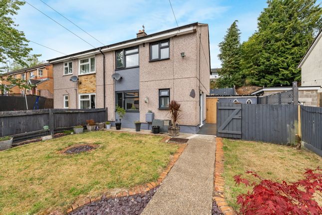 22, Hillside Avenue, Caerphilly photo 3