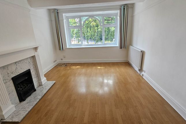 168b, Uxbridge Road, Hatch End photo 2